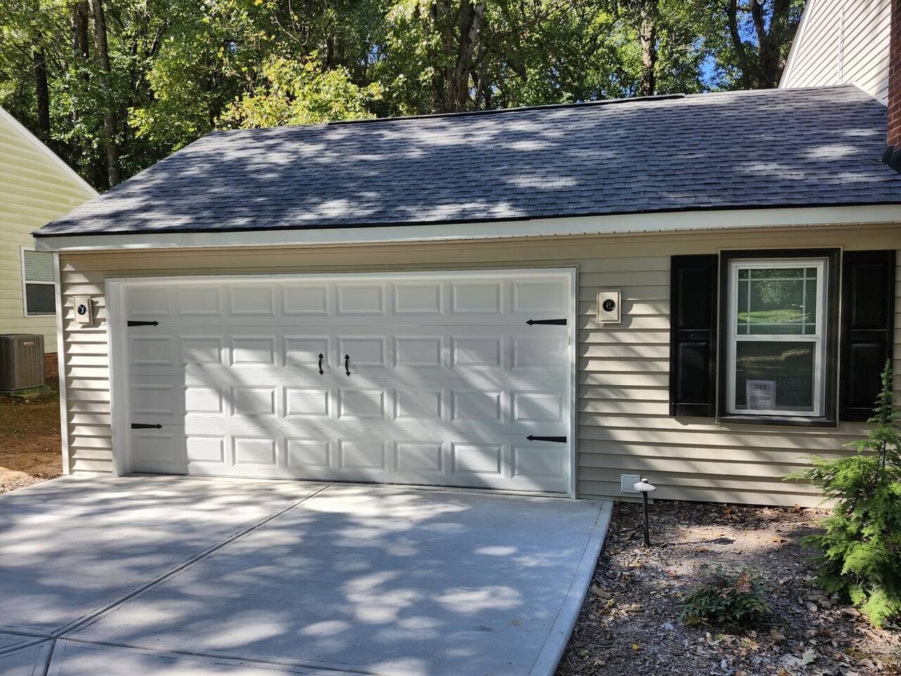 Garages & Carport
